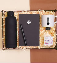 Premium Hediye Seti & 500ml Çelik Termos, Defter, Kalem, Kupa Bardak, Kolonya
