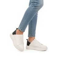 Ayakmod Beyaz Siyah Bağcıklı Unisex Spor Ayakkabı OZ-03 Z (Beyaz-Siyah)