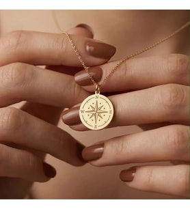 Kişiye Özel 925 Ayar Gümüş Zarif Pusula Model Kolye (Gold)