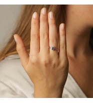 Oval Kesim Taşlı Safir Yüzük