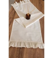 Fırfırlı Keten Runner - 40x110 cm - Krem Fırfırlı Keten Runner