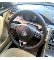 DİKİŞLİ DİREKSİYON KILIFI SOFT DÜZ YÜZEYLİ DERİ GRİ DİKİŞLİ VW PASSAT İÇİN