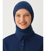 Konfor Eşarp–195x85 cm–4 Mevsim Kullanım – Terletmez, Kaymaz, Pamuk Polyester Karışımlı Rahat Eşarp (İndigo)