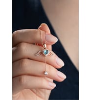 925 Ayar Gümüş Hareketli Aquamarin Taşlı Kanatlı Kalp Kolye