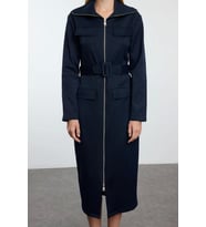Moda Stil Regular Gömlek Yaka Midi Boy Fermuarlı Cep Detaylı Gabardin Kumaş Dokuma Gömlek Elbise (Lacivert)