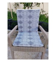1 Adet Komutan Arkalıklı Sandalye Minderi, Extra Kalın (Kalınlık 5cm)-Nokta Siyah Beyaz (Siyah - Beyaz)
