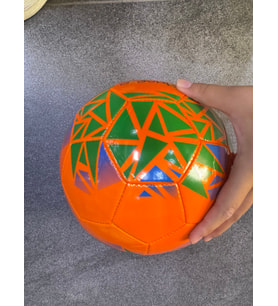 Geometrik Desenli Dikişli Futbol Topu