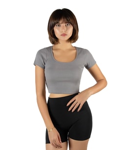 Kadın Gri Havuz Yaka Fitted/vücuda Oturan Kısa Kol Crop Tişört 23K-TRP-CRP04