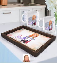 BK Gift Kişiye Özel Kadın Eczacı Karikatürlü Doğal Ahşap Tepsi ve 2’li Kupa Bardak Seti-3