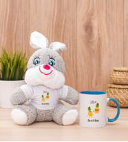 Kişiye Özel Sevimli Ananaslar Peluş Tavşan ve Mavi Kupa
