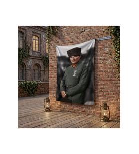 Üniformalı Kalpaklı Atatürk Portresi poster Bayrak Raşel Kumaş 100x150 cm ATA68