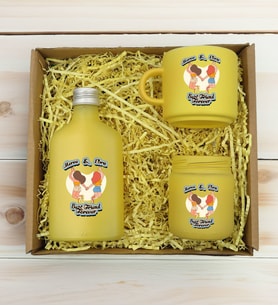 BK Gift Kişiye Özel İsimli DTF Best Friend Temalı Sarı Kahve Fincanı & Kolonya & Mum Hediye Seti-6, Arkadaşa Hediye, Doğum Günü Hediyesi