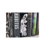 Hayalet Tasarımlı Book Nook (Kitap Arası Dekoru)