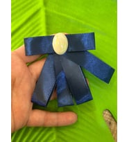 9X8 CM SEDEF İNCİ TAŞLI MAVİ FİYONK BROŞ YAKA İĞNESİ TÜRBAN GİYİM AKSESUARI