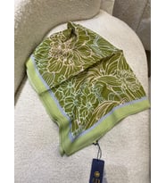 03 Ed Scarf Çiçek Dalgası Desenli Şal