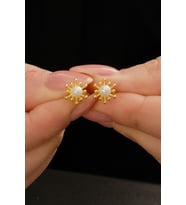 Gümüş altın yadızlı incili tomurcuk küpe SGTL12841GOLD