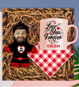 eJOYA Kişiye Özel Kupa & Bardak Altlığı & Fotoğraflı Peluş Anahtarlık Hediye Kutusu 112851