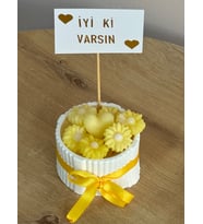 KİŞİSELLEŞTİRİLEBİLİR KOKULU SARI PAPATYA MUM BUKETİ