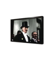 Atatürkün Smokinli Çerçeveli Cam Tablo