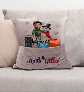 BK Gift Kişiye Özel Yılbaşı Karikatür Tasarımlı Organizer Kumanda ve Atıştırmalık Cepli Pembe Kırlent Yastık- 9, Yılbaşı Hediyesi, Yeni Yıl Hediyeleri