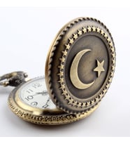 Kişiye özel Ayyıldız Kabartmalı Quartz Köstekli Saat