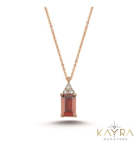 Garnet ve Pırlanta Taşlı Altın Kolye PÇK90