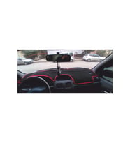 2002-2007 Modellerine Uygun Renault Clio 2 Ekranlı Torpido Koruma Halısı Siyah Kenar Renk Kırmızı