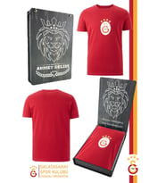 Galatasaray Orijinal Lisanslı Arma T-Shirt Kişiye Özel Hediyelik Ahşap Kutulu (Kırmızı)