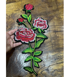 ÜTÜ İLE YAPIŞAN ÇİÇEK DEMETİ ARMA DİKİŞ APLİKE 36X19 CM