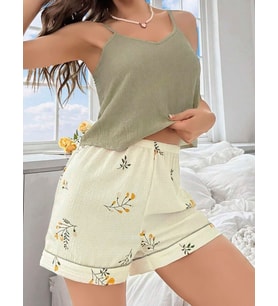 Kadın Ekru Çiçek Baskılı Şortlu Gecelik Pijama Takımı 5099