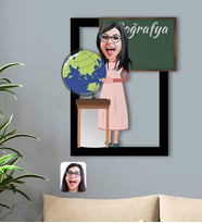 BK Gift Kişiye Özel Kadın Coğrafya Öğretmeni Karikatürlü 3D Ahşap Tablo-1