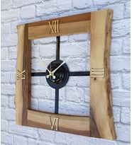 Markakanvas Doğal Ceviz Masif Ahşap,Metal Kare Duvar Saati 50x50cm (Altın)