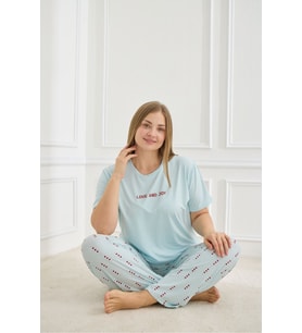Kadın Desenli Mavi Kısa Kollu Esnek Yumuşak Dokulu Milan Kumaş Yazlık Büyük Beden Pijama Takımı