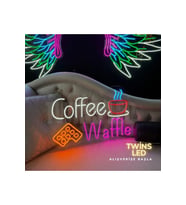 Coffee Waffle Yazılı ve Şekilli Neon Tabela