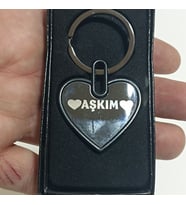 ÇELİK-KALİTELİ KİŞİYE ÖZEL İSİM YAZILI ANAHTARLIK NO:9