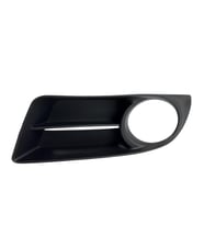 SİS FARI KAPAĞI SOL TOYOTA COROLLA 2005-2006 YUVARLAK SİS DELİKLİ
