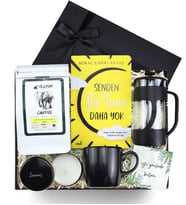 Kişiye Özel Mum & Senden Bir Tane Daha Yok Kitabı & Filtre Kahve & French Press & Kupa Premium Hediye Seti