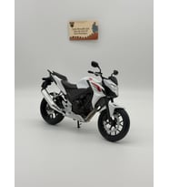 Honda CB500F Model Motosiklet 1:10 Ölçek Beyaz Welly