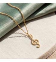 Kişiye Özel 925 Ayar Gümüş Sol Anahtarı Figürlü Kolye (Gold)