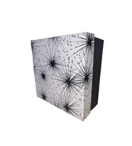 GIPTA DESTA KARE HEDİYE KUTUSU BX3322 D 210x210x105mm - TEKLİ