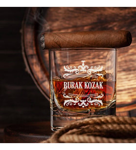 Arkadaşa Hediyelik Premium İsimli Viski Bardağı