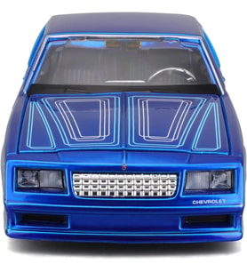 Maisto 1986 Chevrolet Monte Carlo SS 1/24 Model Araba
