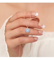 Aqua Markiz Taşlı Çiçek 14 Ayar Rose Altın Kaplama Kadın Kolye