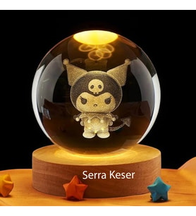 Kişiye Özel Işıklı Ahşap Kaideli Kuromi Cam Küre 8cm*6cm