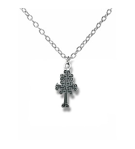 Celtic Cruce Madalyon Haç Figürlü Unisex Metal Kolye – 60 Cm Zincirli Gotik Ve Spiritüel Tasarım (Gümüş)