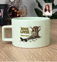 Kişiye Özel Karikatürlü Book Lover Lüks Pastel Fincan Doğum Günü Hediyesi