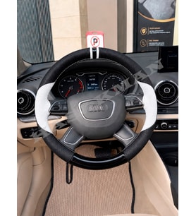 Audi Q5 8R Dikme Direksiyon Kılıfı Delikli Deri Parlak Siyah Beyaz Detay Çift Yüzük ve Dikiş 2012-2017