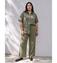 LCW Petite Haki Beli Lastikli Geniş Paça Kadın Pantolon