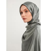 Şaless Tesettür Kadın Janjanlı Krinkıl Abiye Şal-siyah- 70x190cm (Nefti)