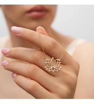 Kişiye Özel Şık Lotus Çiçeği Model Kolye 925K Gümüş (Gold)